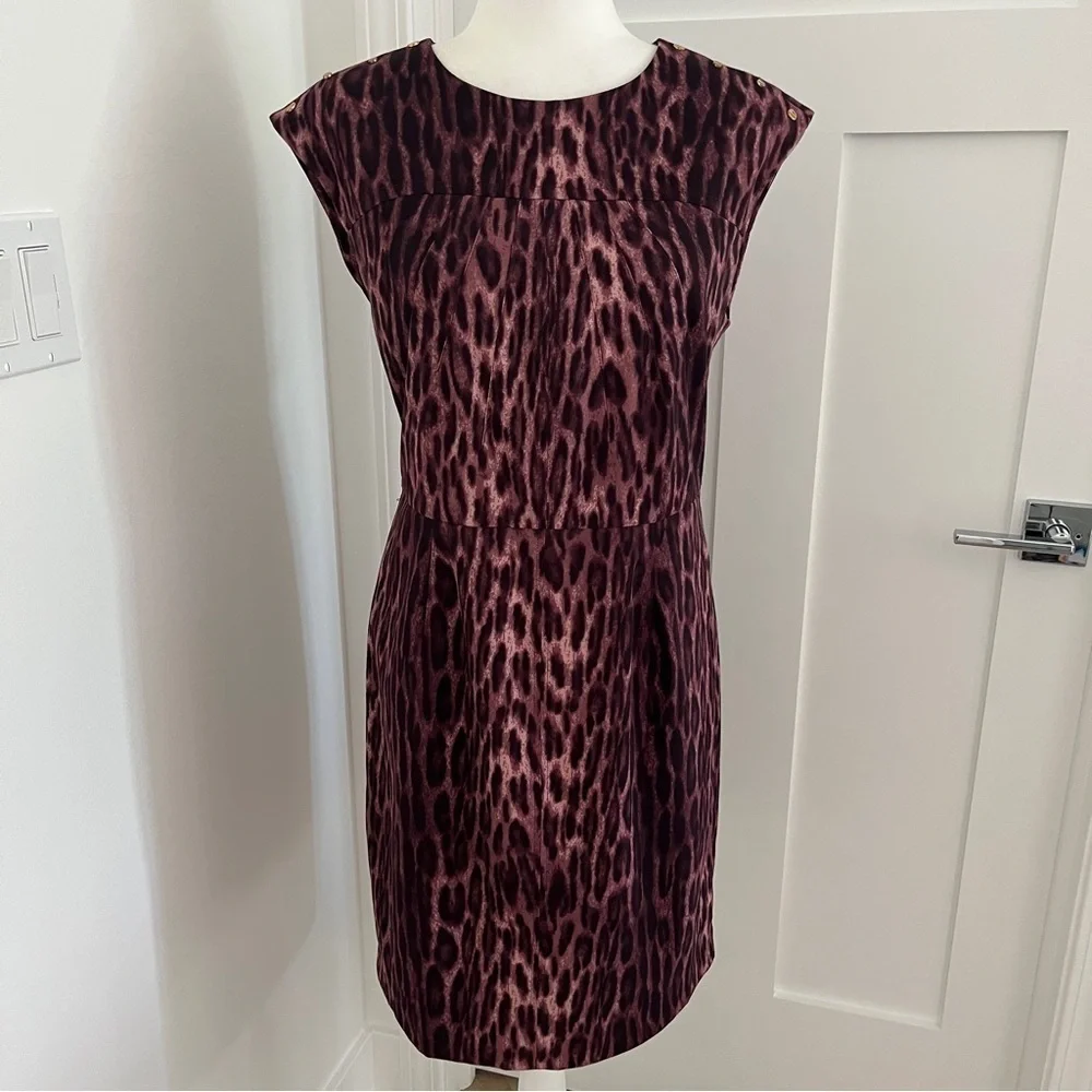 Michael Kors Classic Dress Purple animal print Size 8 *S6